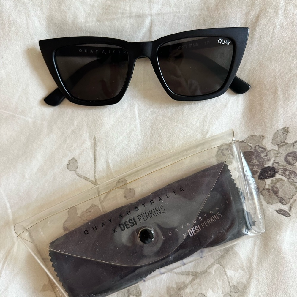 Quay Australia DON’T @ ME Black Cat-Eye Sunglasses